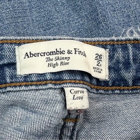 Abercrombie & Fitch Curve Love the Skinny High-Rise - DISTRESSED - Picture 3 of 9